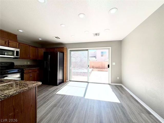 8881 Skyline Peak Court, Las Vegas, NV 89148