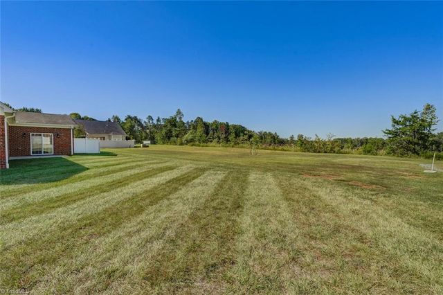 107 Sunny Place, Reidsville, NC 27320