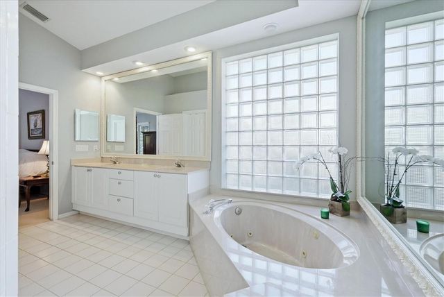 6411 BERKSHIRE PLACE, University Park, FL 34201