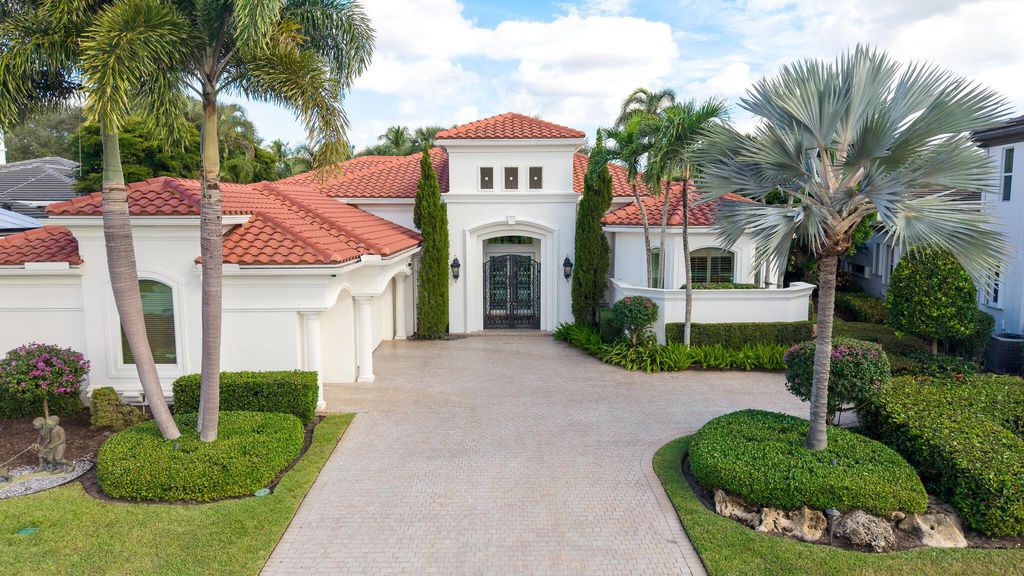 7525 Porto Vecchio Place, Delray Beach, FL 33446