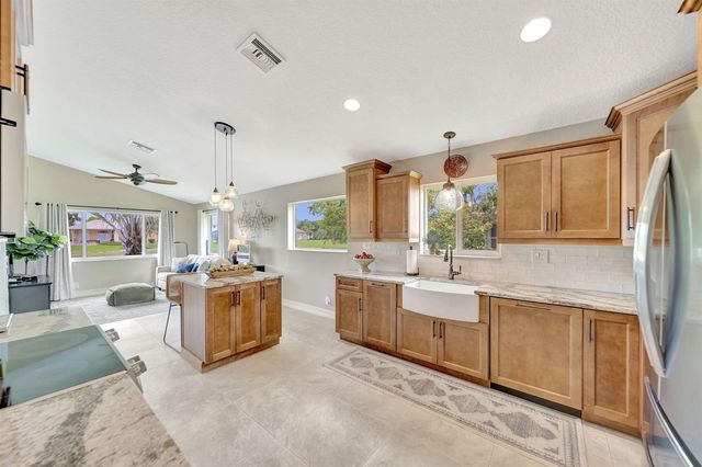 5705 NW 48th Court, Coral Springs, FL 33067