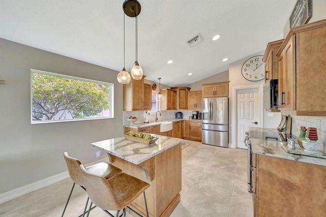 5705 NW 48th Court, Coral Springs, FL 33067