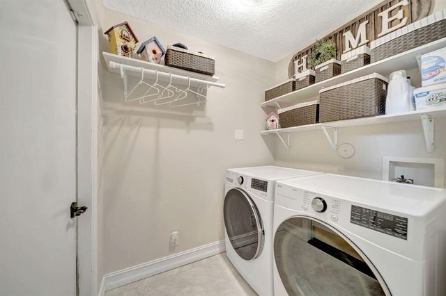 5705 NW 48th Court, Coral Springs, FL 33067