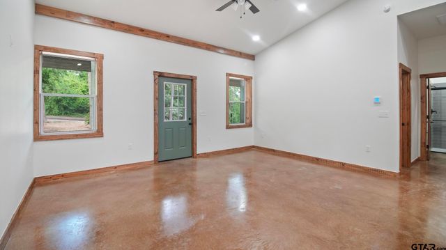 22522 Pine Street, Flint, TX 75762