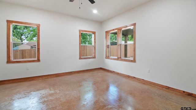 22522 Pine Street, Flint, TX 75762