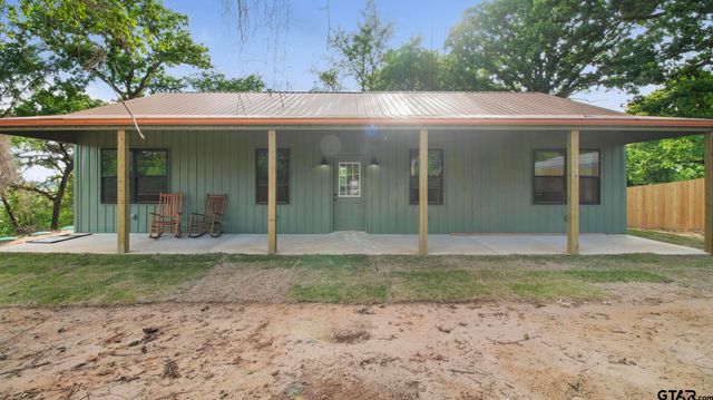 22522 Pine Street, Flint, TX 75762