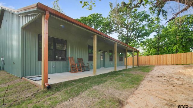 22522 Pine Street, Flint, TX 75762