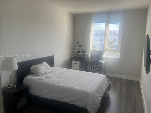 6415 NW 102nd Path 207, Doral, FL 33178