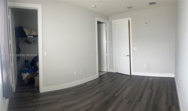 6415 NW 102nd Path 207, Doral, FL 33178