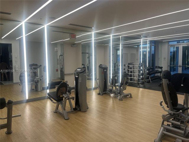 6415 NW 102nd Path 207, Doral, FL 33178