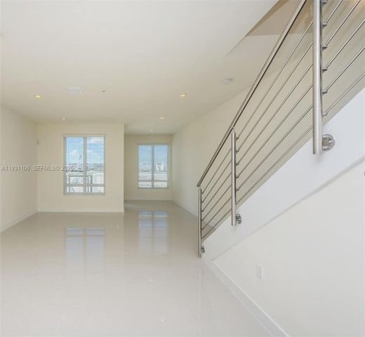 6415 NW 102nd Path 207, Doral, FL 33178