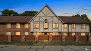 30200 Southfield Road 204, Southfield, MI 48076