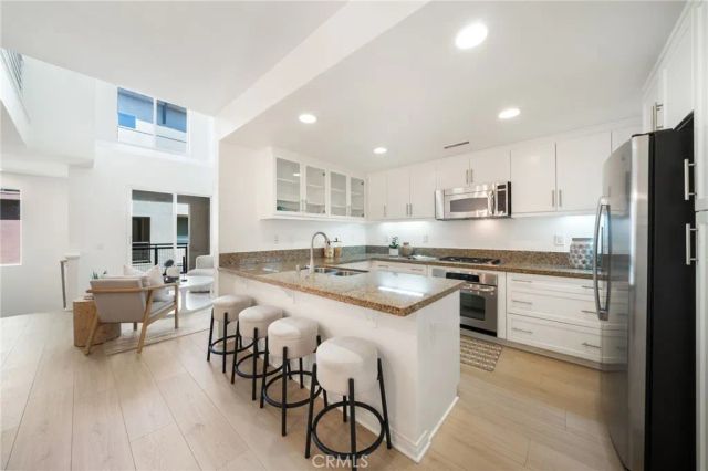 615 Rockefeller, Irvine, CA 92612