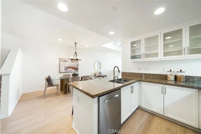615 Rockefeller, Irvine, CA 92612