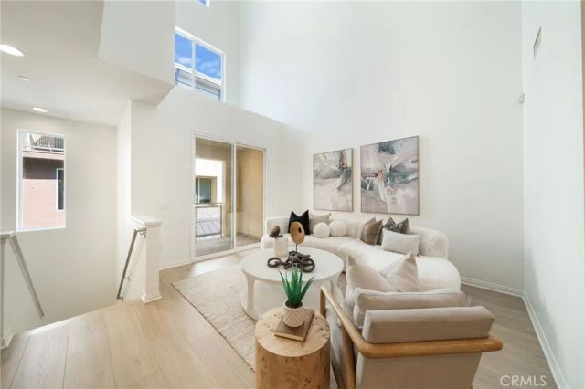 615 Rockefeller, Irvine, CA 92612
