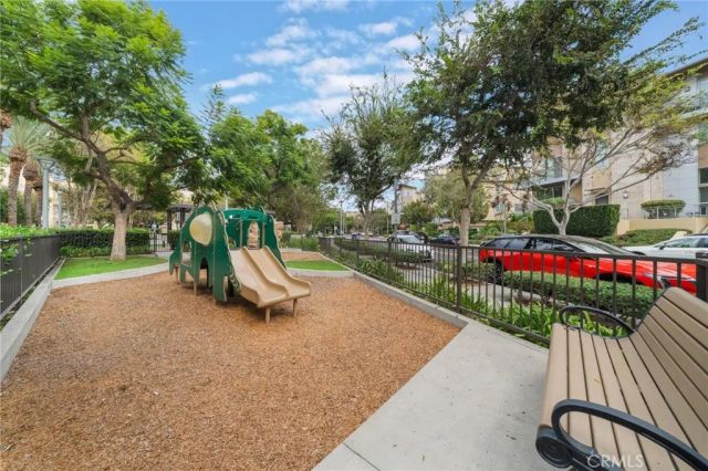 615 Rockefeller, Irvine, CA 92612