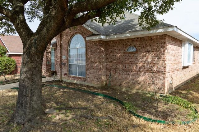 1524 Jessica Lane, Mesquite, TX 75149