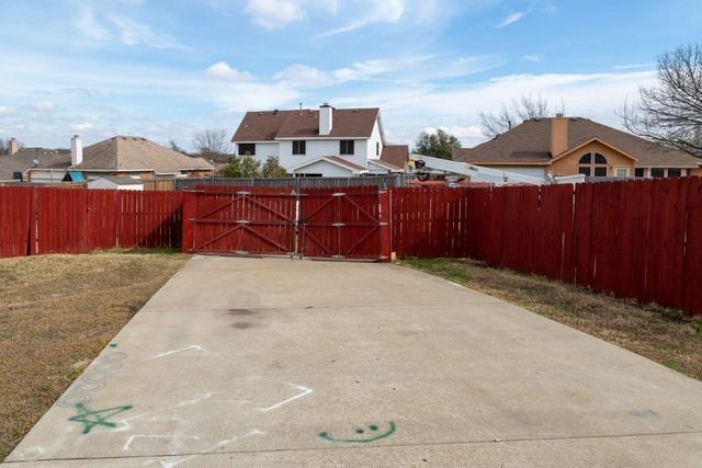 1524 Jessica Lane, Mesquite, TX 75149