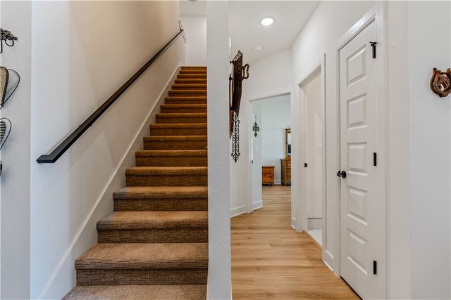 7201 SW Basswood Avenue, Bentonville, AR 72713