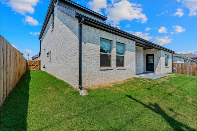 7201 SW Basswood Avenue, Bentonville, AR 72713