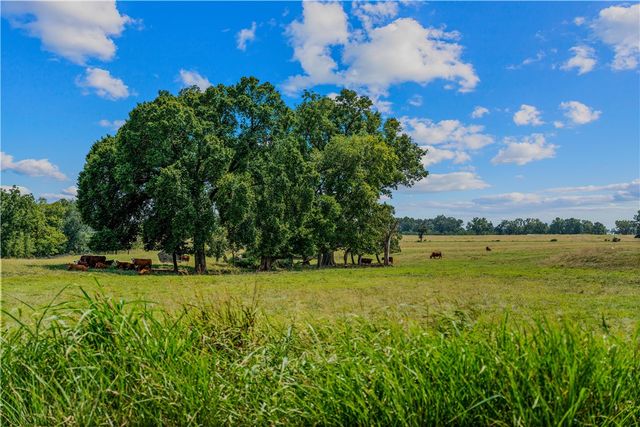 7201 SW Basswood Avenue, Bentonville, AR 72713
