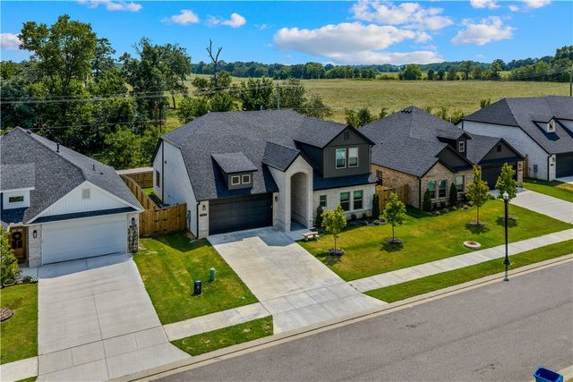 7201 SW Basswood Avenue, Bentonville, AR 72713