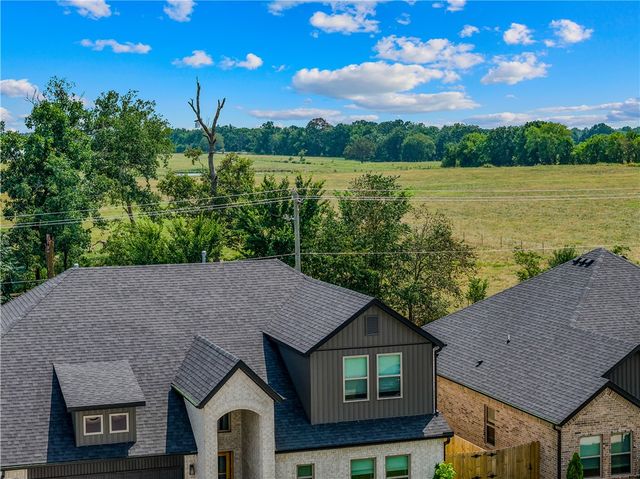 7201 SW Basswood Avenue, Bentonville, AR 72713