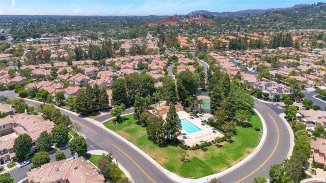 2346 Tryall, Tustin, CA 92782