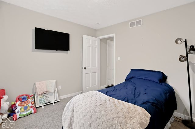 1750 Sandhill Road, Indianapolis, IN 46217