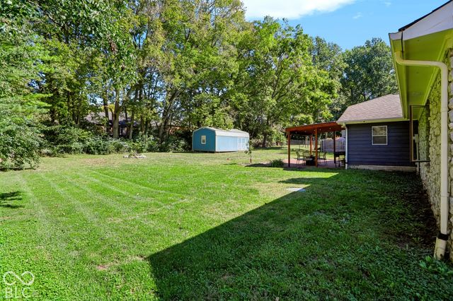 1750 Sandhill Road, Indianapolis, IN 46217