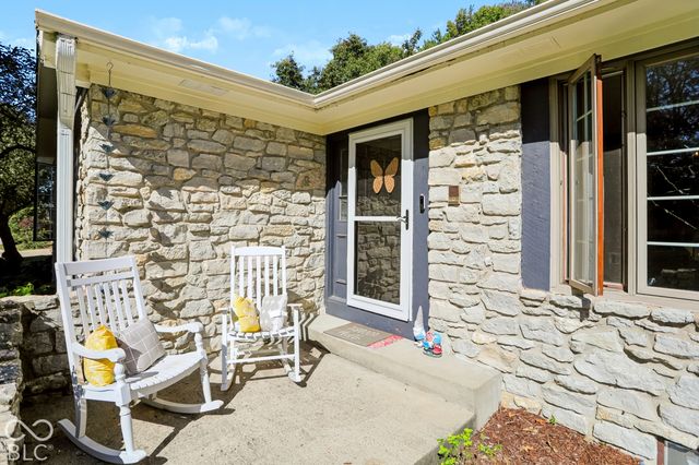 1750 Sandhill Road, Indianapolis, IN 46217