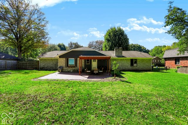 1750 Sandhill Road, Indianapolis, IN 46217
