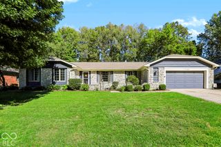 1750 Sandhill Road, Indianapolis, IN 46217