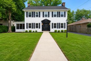 524 3 Mile Road NE, Grand Rapids, MI 49505