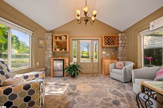 183-185 Rubin Thorne Road, Campobello, SC 29322