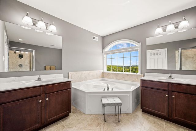26 COVEWOOD WAY, Coatesville, PA 19320