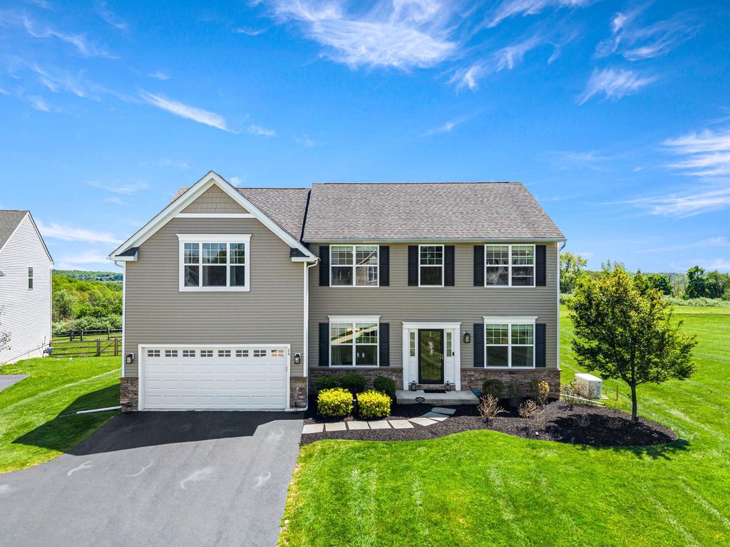 26 COVEWOOD WAY, Coatesville, PA 19320