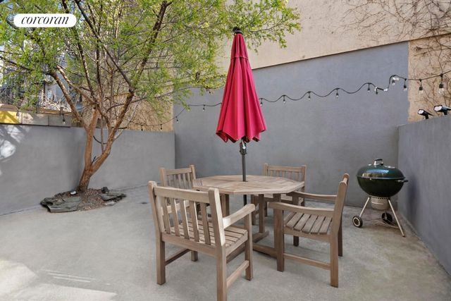 10 MAC DONOUGH Street, New York City, NY 11216