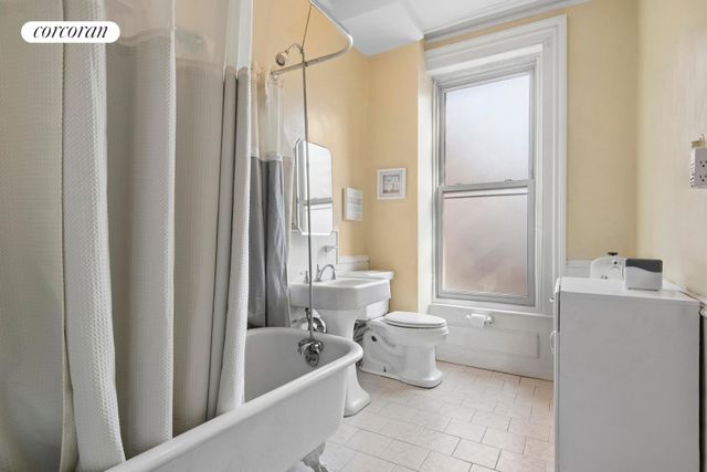 10 MAC DONOUGH Street, New York City, NY 11216