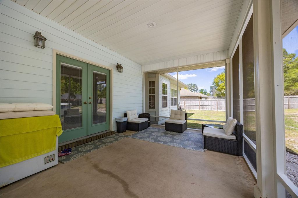 Image 22 of property listing at 9312 SW 152ND COURT, Lake Butler, FL 32054