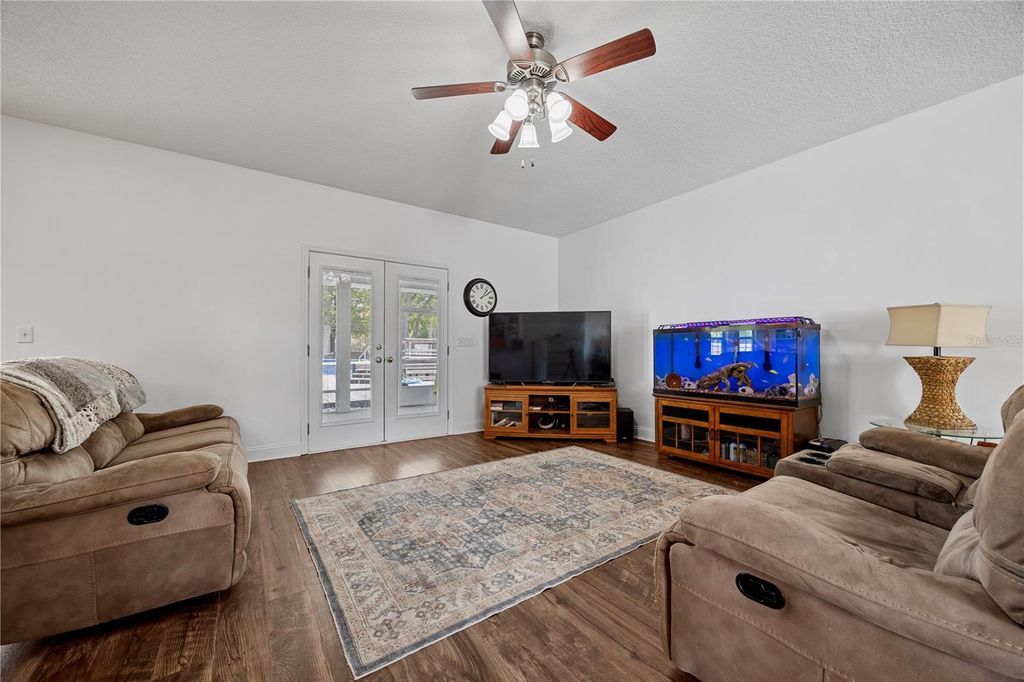 Image 8 of property listing at 9312 SW 152ND COURT, Lake Butler, FL 32054