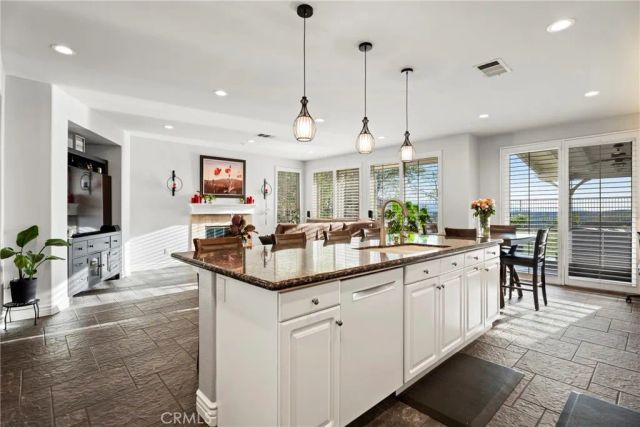 28445 Linda Vista, Canyon Country, CA 91387