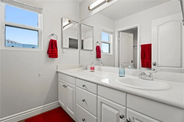 28445 Linda Vista, Canyon Country, CA 91387