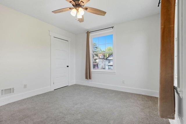 3346 Bonaparte Avenue, Cincinnati, OH 45207