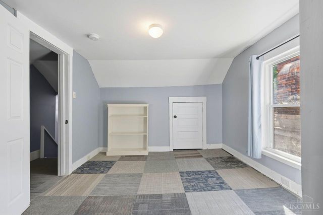 3346 Bonaparte Avenue, Cincinnati, OH 45207