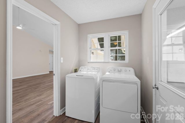 2 Gatehouse Court, Asheville, NC 28803