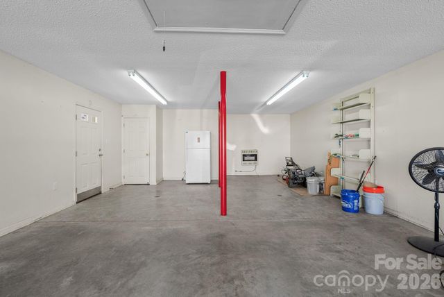 2 Gatehouse Court, Asheville, NC 28803