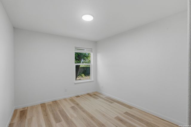 6050 Luckey Run, San Antonio, TX 78252