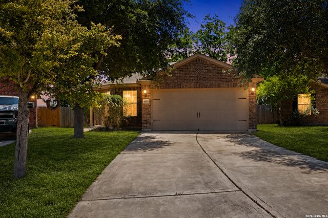 6050 Luckey Run, San Antonio, TX 78252