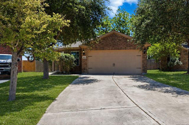 6050 Luckey Run, San Antonio, TX 78252